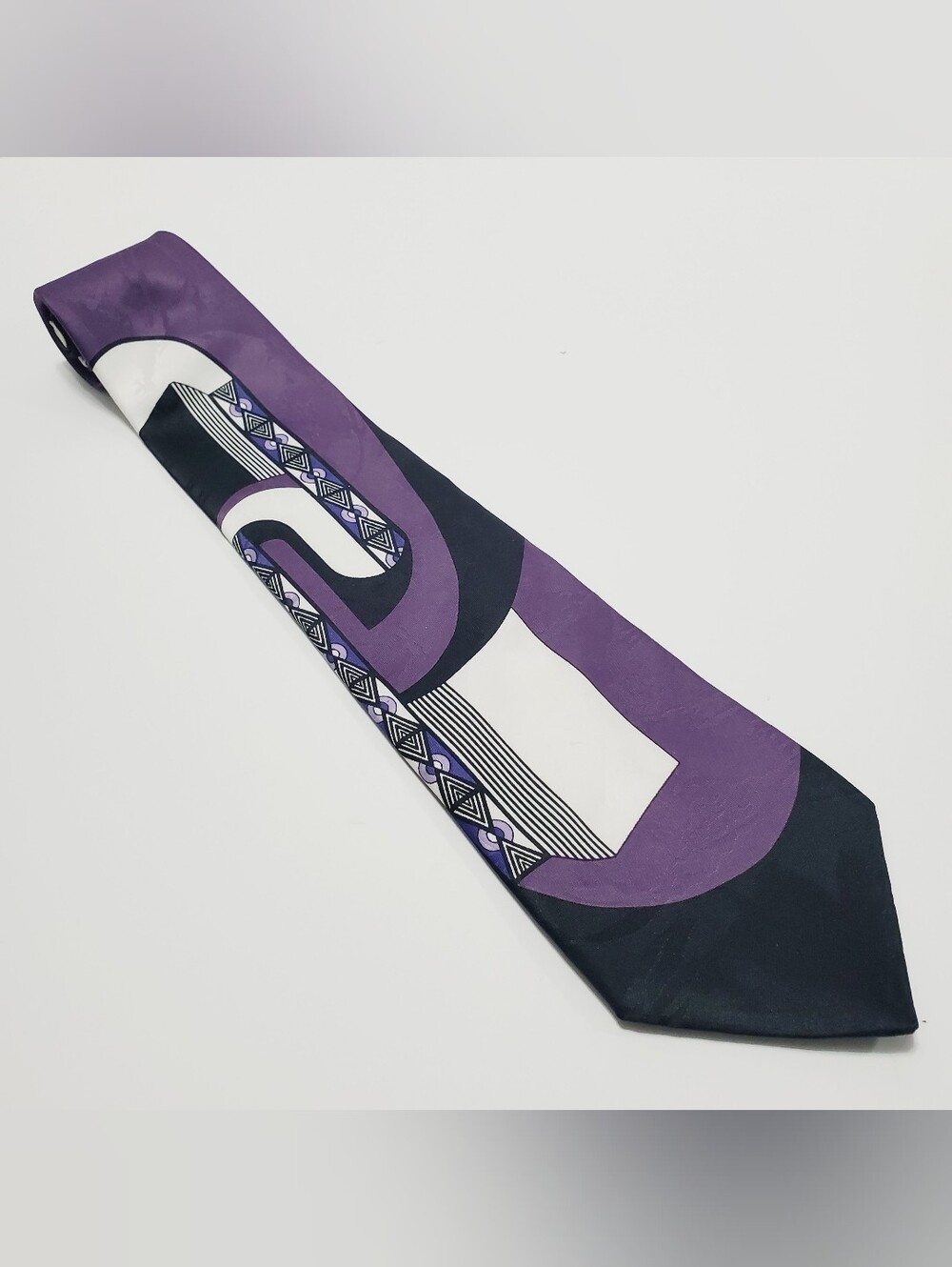 Olacchi Men's Neck Tie Purple Abstract Pattern 58x3.75"